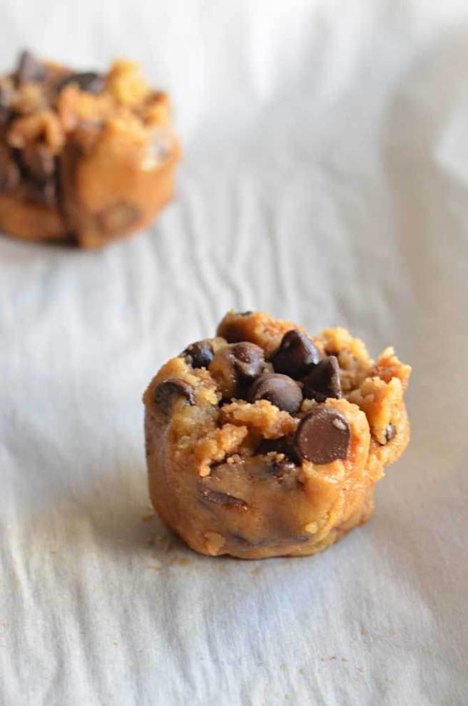 Best-Chewy-Cafe-Style-Chocolate-Chip-Cookies11